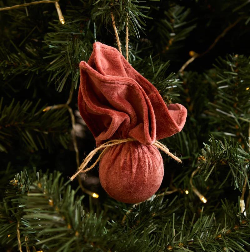 Enfeite Bola Veludo Terra 7cm