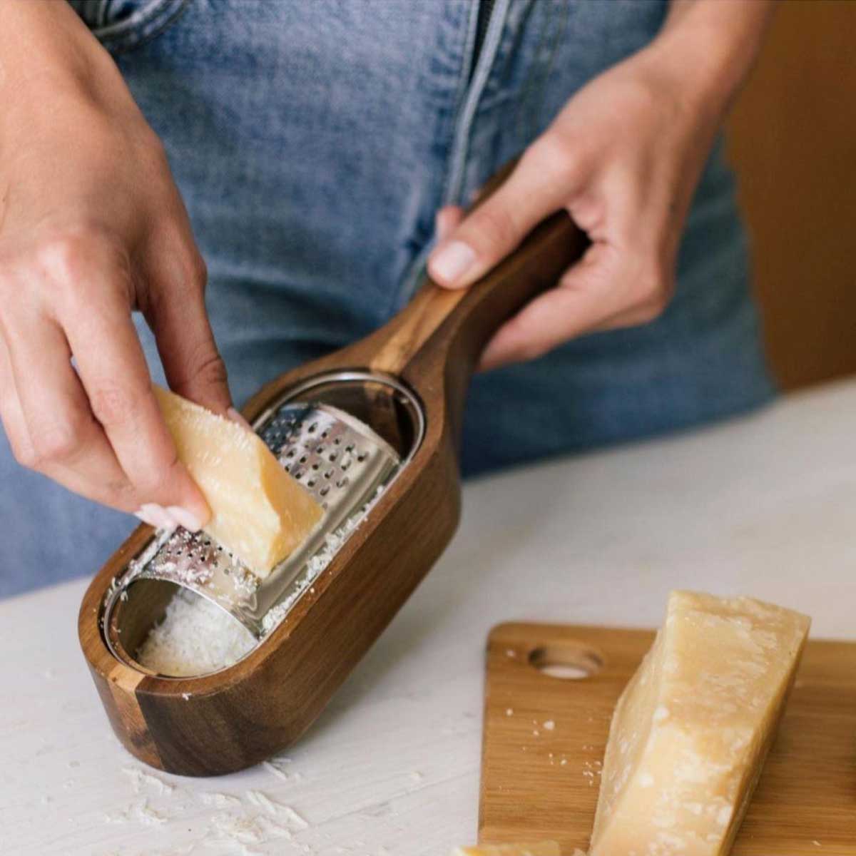 Ralador Queijo Acácia Inox 27.5x7x5.5cm